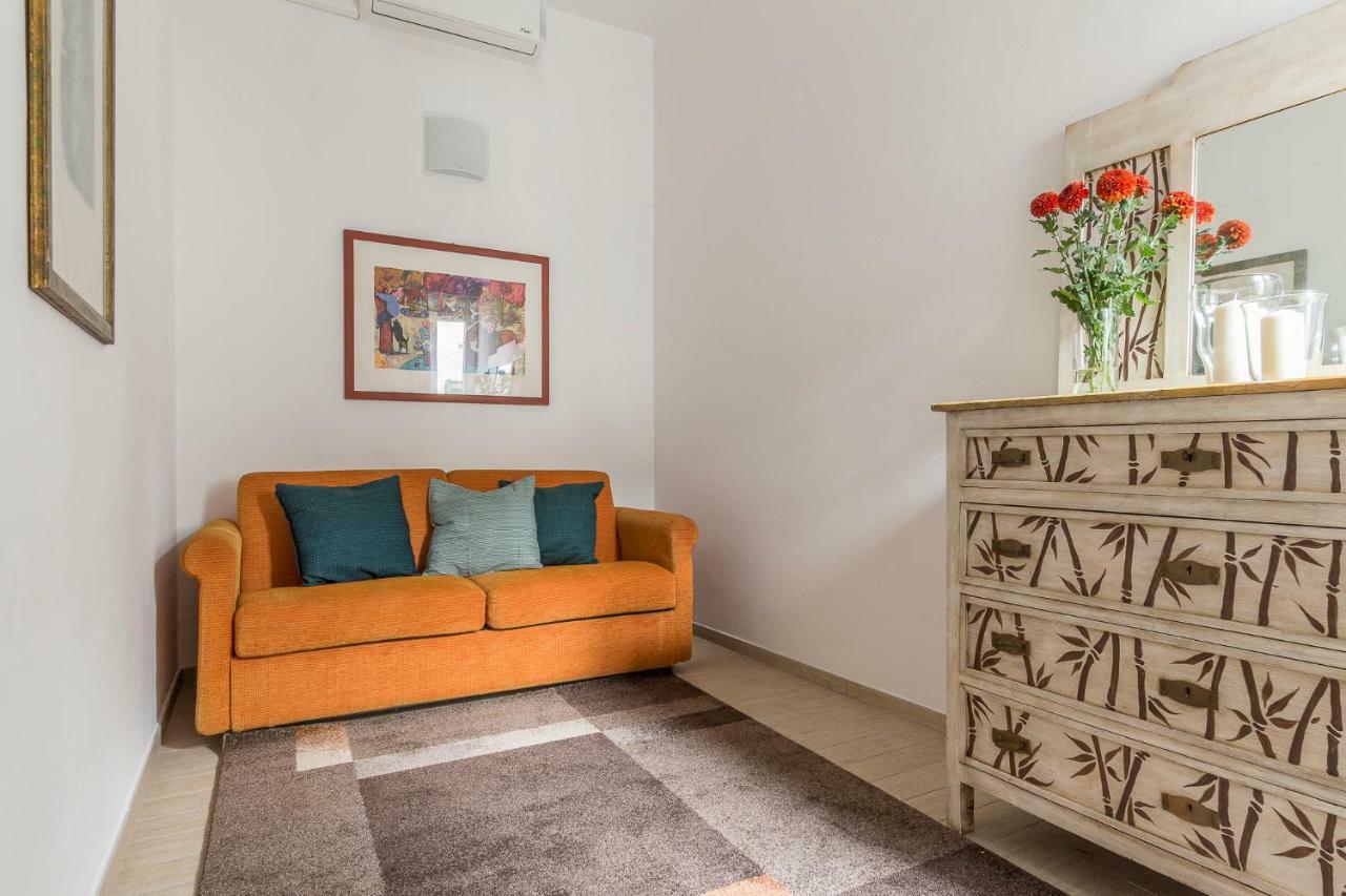 Emma & Olga Apartments -In The City Centre- ฟลอเรนซ์ ภายนอก รูปภาพ