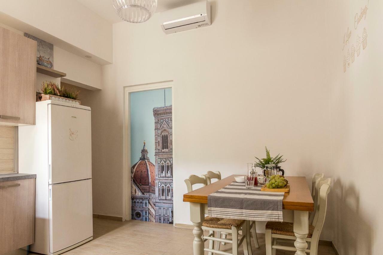 Emma & Olga Apartments -In The City Centre- ฟลอเรนซ์ ภายนอก รูปภาพ