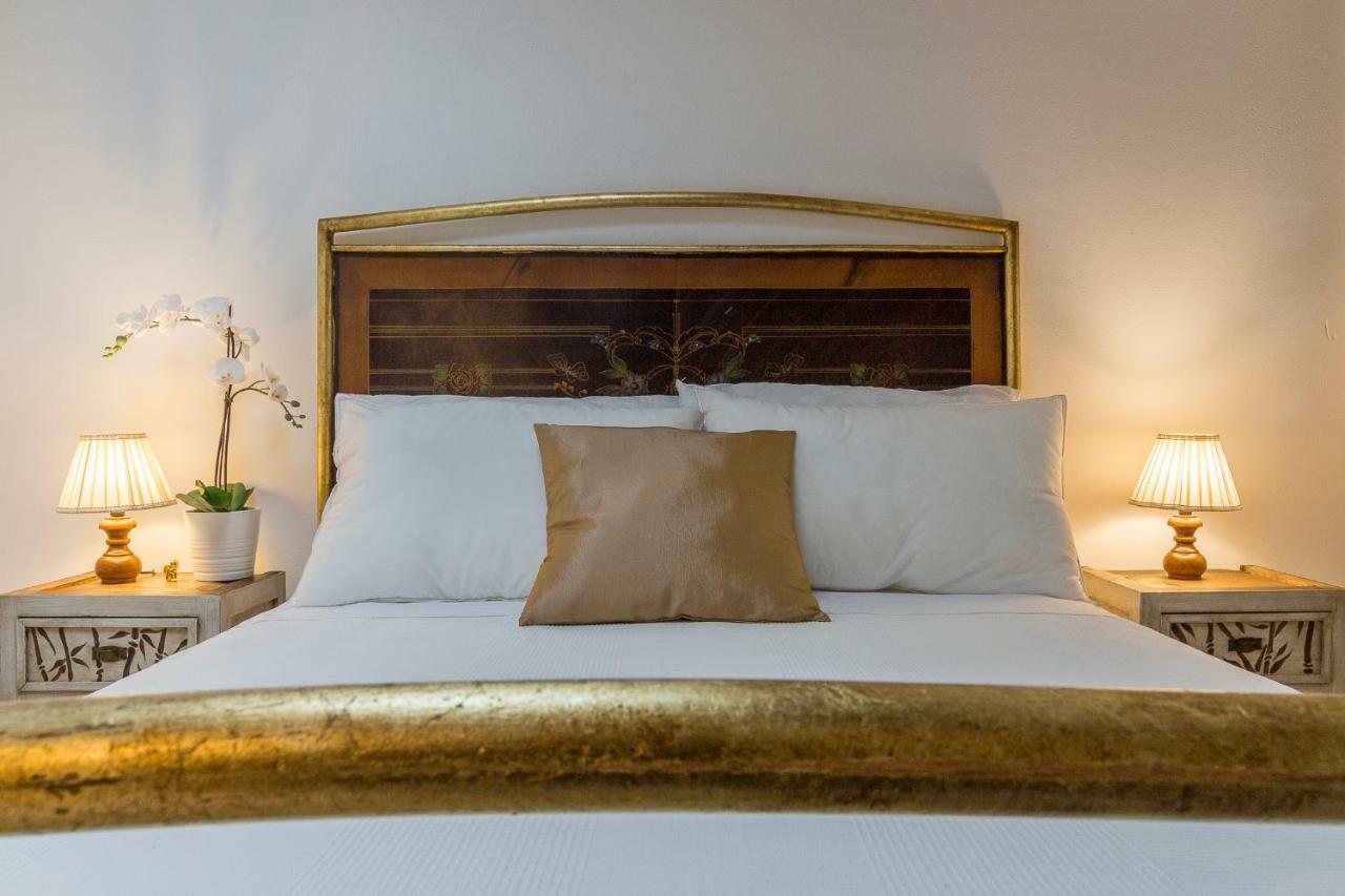 Emma & Olga Apartments -In The City Centre- ฟลอเรนซ์ ภายนอก รูปภาพ