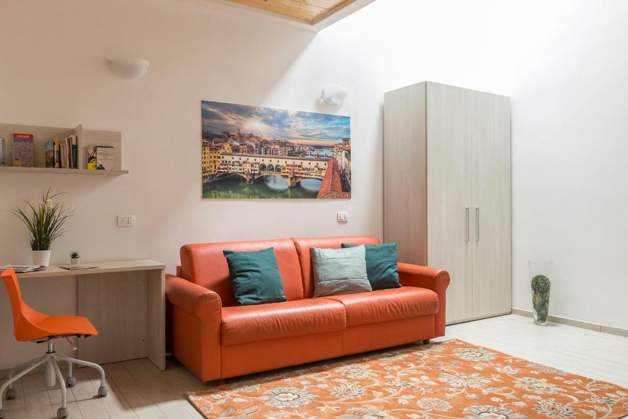 Emma & Olga Apartments -In The City Centre- ฟลอเรนซ์ ภายนอก รูปภาพ